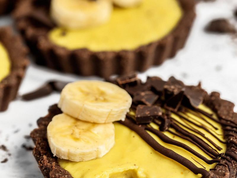 Planted UK: Vegan Banana Chocolate Tarts